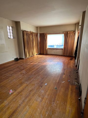 1432 N Luna Avenue, Chicago, IL 60651