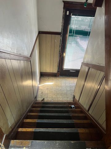 1432 N Luna Avenue, Chicago, IL 60651