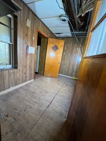 1432 N Luna Avenue, Chicago, IL 60651