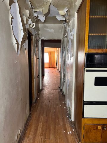 1432 N Luna Avenue, Chicago, IL 60651