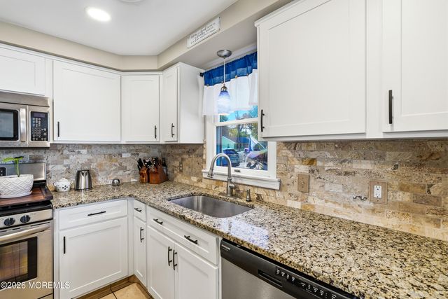 416 Ocean Avenue, Beachwood, NJ 08722