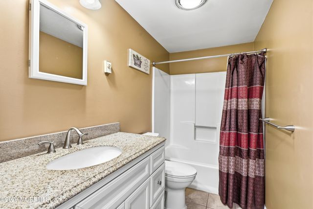 416 Ocean Avenue, Beachwood, NJ 08722