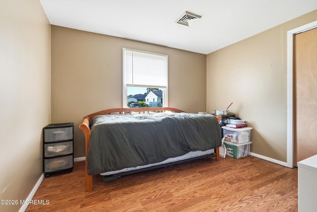 416 Ocean Avenue, Beachwood, NJ 08722