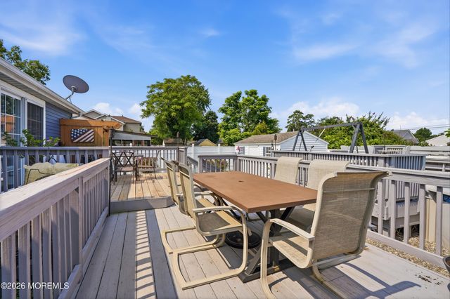 416 Ocean Avenue, Beachwood, NJ 08722