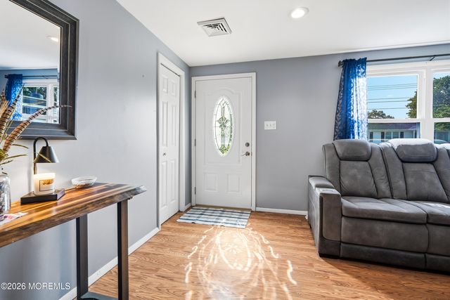 416 Ocean Avenue, Beachwood, NJ 08722