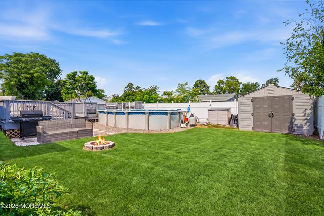 416 Ocean Avenue, Beachwood, NJ 08722
