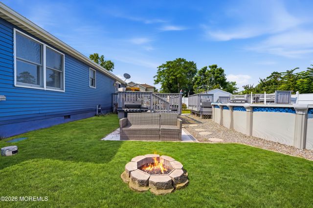 416 Ocean Avenue, Beachwood, NJ 08722