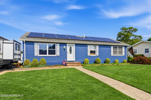 416 Ocean Avenue, Beachwood, NJ 08722