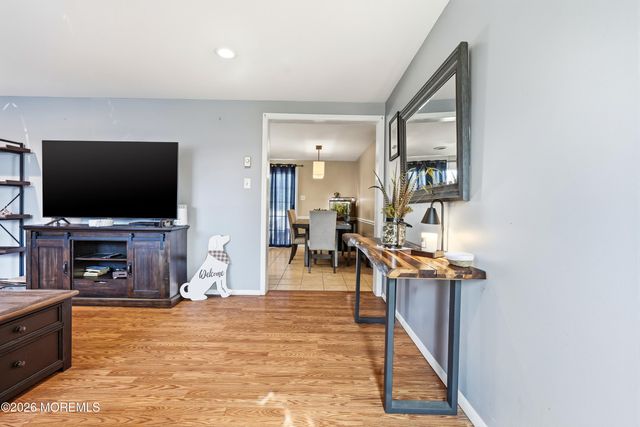 416 Ocean Avenue, Beachwood, NJ 08722