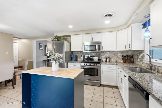 416 Ocean Avenue, Beachwood, NJ 08722