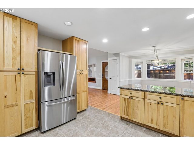 18200 Sw PHEASANT Ln, Beaverton, OR 97003