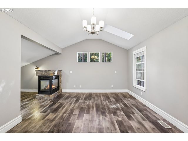 18200 Sw PHEASANT Ln, Beaverton, OR 97003