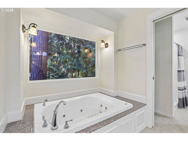 18200 Sw PHEASANT Ln, Beaverton, OR 97003