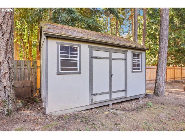 18200 Sw PHEASANT Ln, Beaverton, OR 97003