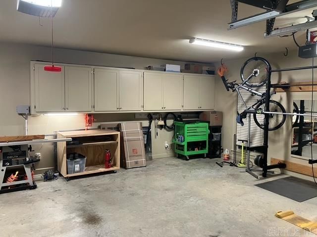 2907 SHADOW CREEK DRIVE, Benton, AR 72019