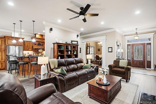 2907 SHADOW CREEK DRIVE, Benton, AR 72019