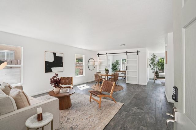 10178 Nick Way, Elk Grove, CA 95757