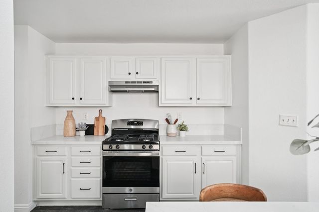 10178 Nick Way, Elk Grove, CA 95757