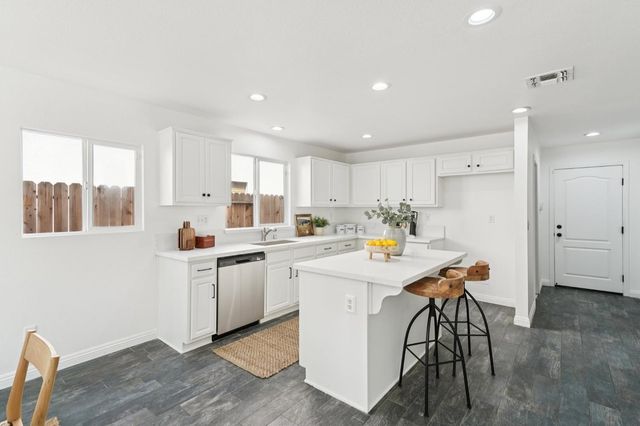 10178 Nick Way, Elk Grove, CA 95757