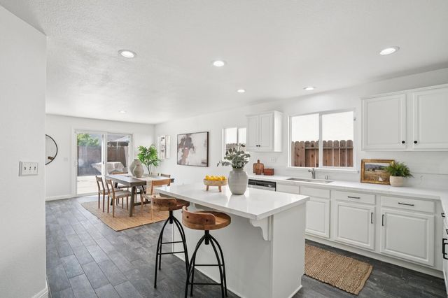 10178 Nick Way, Elk Grove, CA 95757