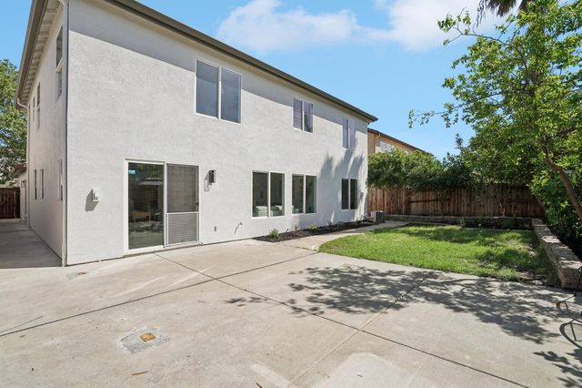 10178 Nick Way, Elk Grove, CA 95757