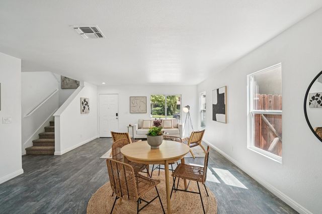 10178 Nick Way, Elk Grove, CA 95757