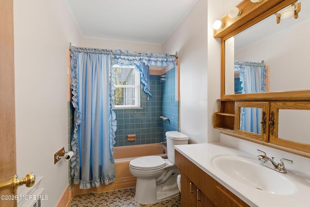 117 E Caranetta Terrace, Lakewood, NJ 08701