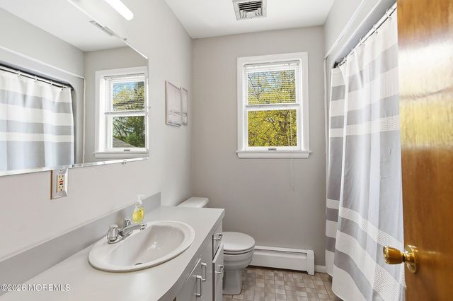 117 E Caranetta Terrace, Lakewood, NJ 08701
