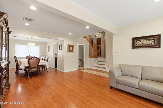 117 E Caranetta Terrace, Lakewood, NJ 08701