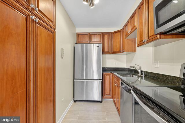 3225 GRACE ST NW #108, Washington, DC 20007