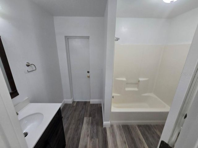 1460 MINNEAPOLIS AVENUE, North Port, FL 34286