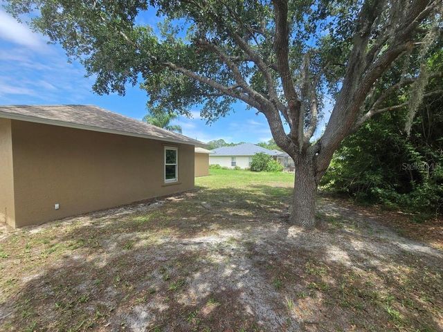 1460 MINNEAPOLIS AVENUE, North Port, FL 34286