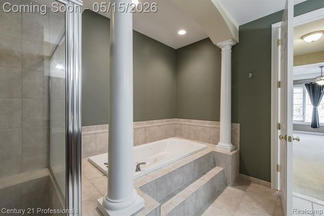 6410 Enclave Drive, Clarkston, MI 48348