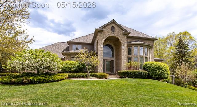 6410 Enclave Drive, Clarkston, MI 48348