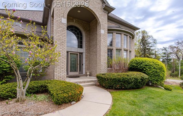 6410 Enclave Drive, Clarkston, MI 48348