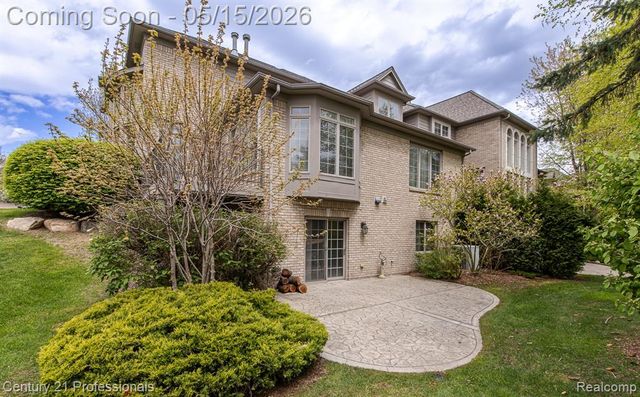 6410 Enclave Drive, Clarkston, MI 48348