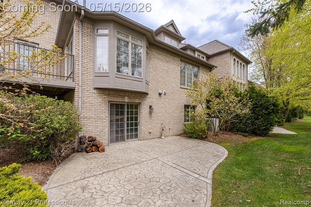 6410 Enclave Drive, Clarkston, MI 48348