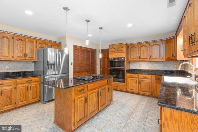 7705 RIVER RD, Fredericksburg, VA 22407