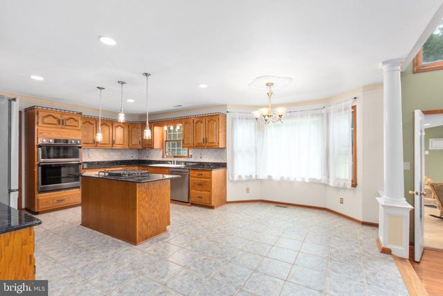 7705 RIVER RD, Fredericksburg, VA 22407