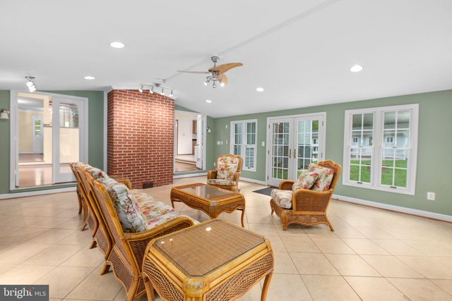 7705 RIVER RD, Fredericksburg, VA 22407