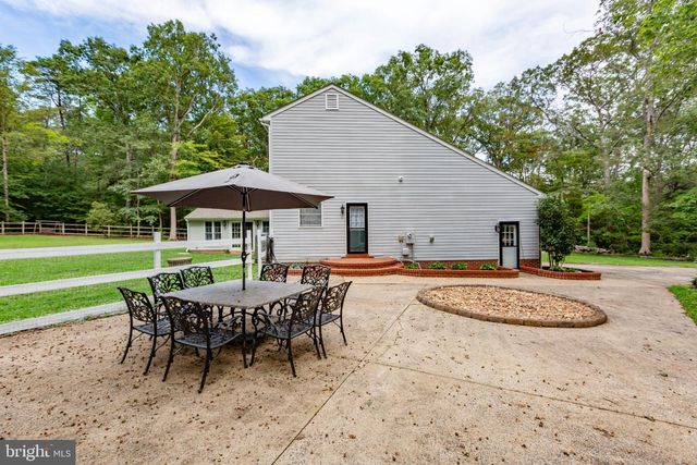 7705 RIVER RD, Fredericksburg, VA 22407
