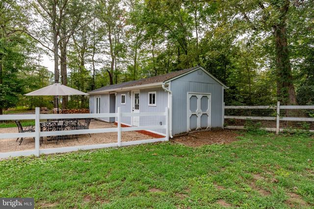 7705 RIVER RD, Fredericksburg, VA 22407