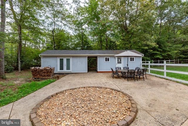 7705 RIVER RD, Fredericksburg, VA 22407