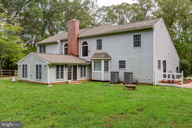 7705 RIVER RD, Fredericksburg, VA 22407