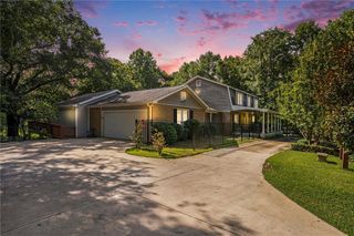 5230 W Shore SW Drive, Conyers, GA 30094