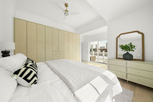 51 North Margin St uph4, Boston, MA 02113