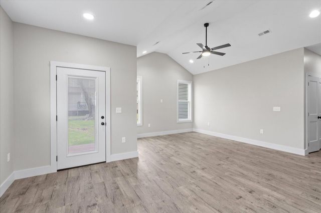 304 Cumberland Avenue, Jasper, TN 37347