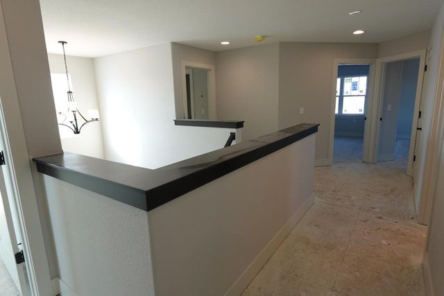 511 Woodside COURT, West Bend, WI 53095