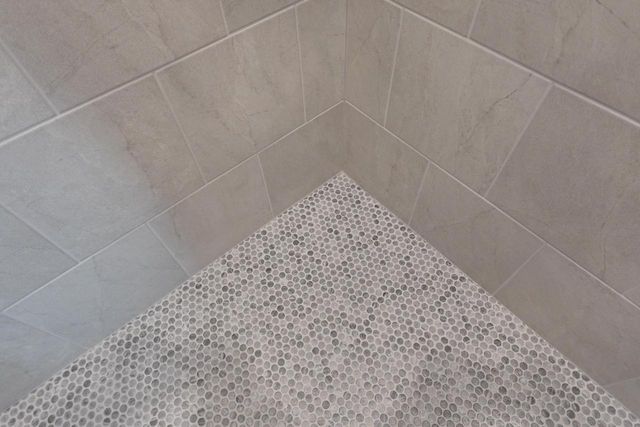 511 Woodside COURT, West Bend, WI 53095