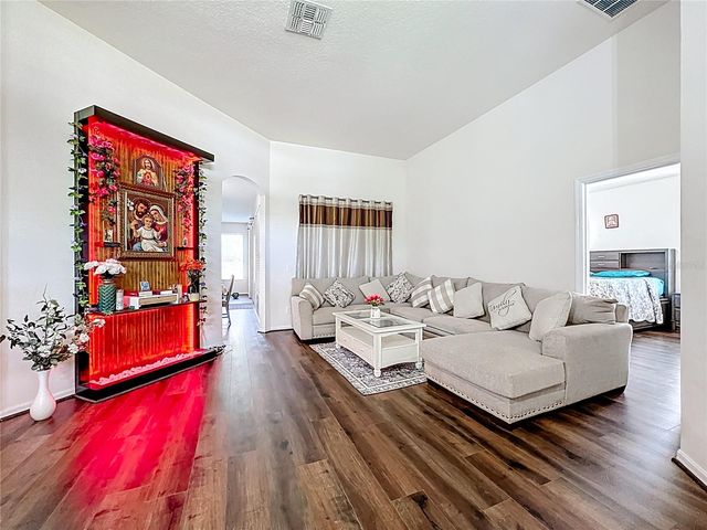 3104 CONRAD COURT, Kissimmee, FL 34744